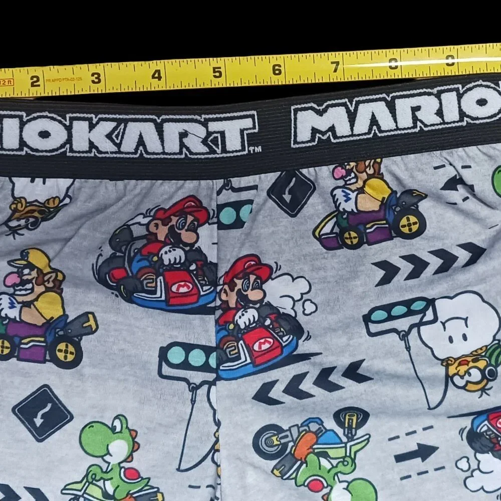 Nintendo Super Mario Boys Sleep Pajama Shorts Size Small 4/5 Mario Kart Wheels
